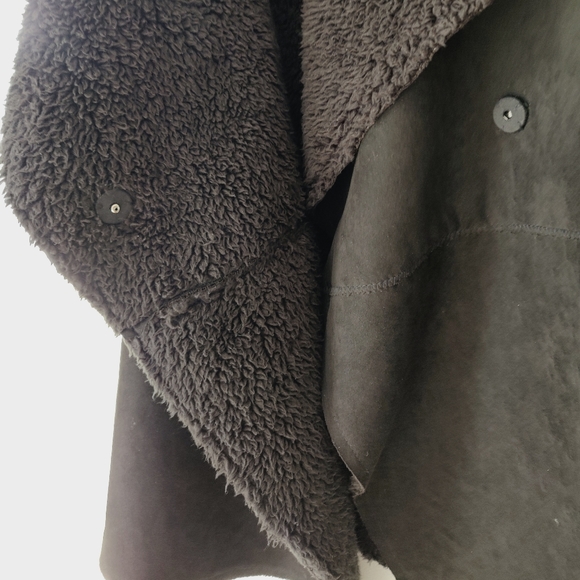 Stella and Dot cozy chalet vest - Picture 5 of 7